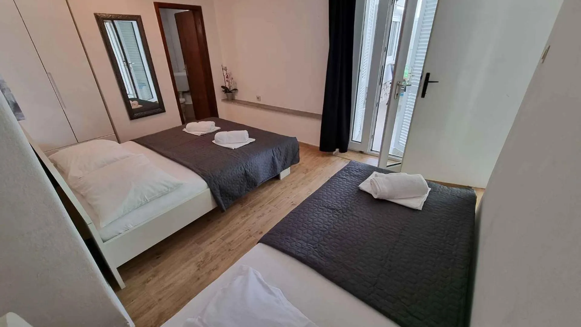 Apartment In Core Area Of Dramalj